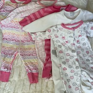 5pc girls pjs 3-6M. 3 are footies